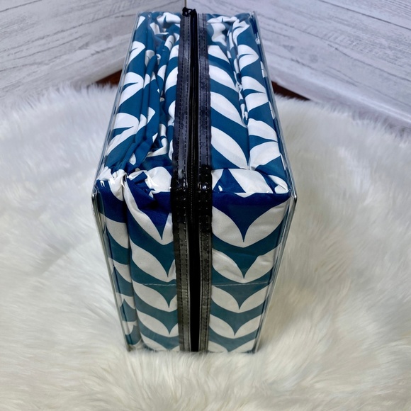 ✨FINAL RUN✨King 4pc Cyan Wave Bedsheets - Picture 3 of 5